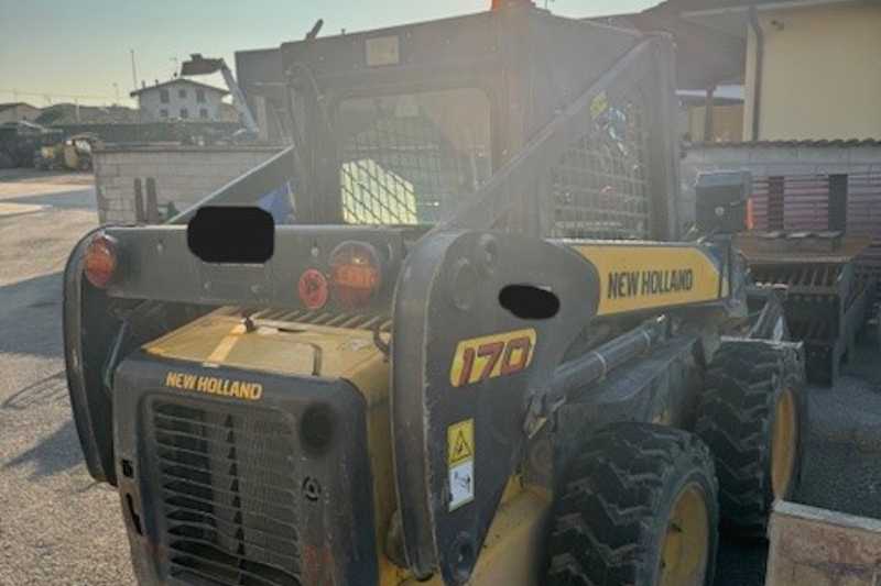 OmecoHub - Immagine NEW HOLLAND 170